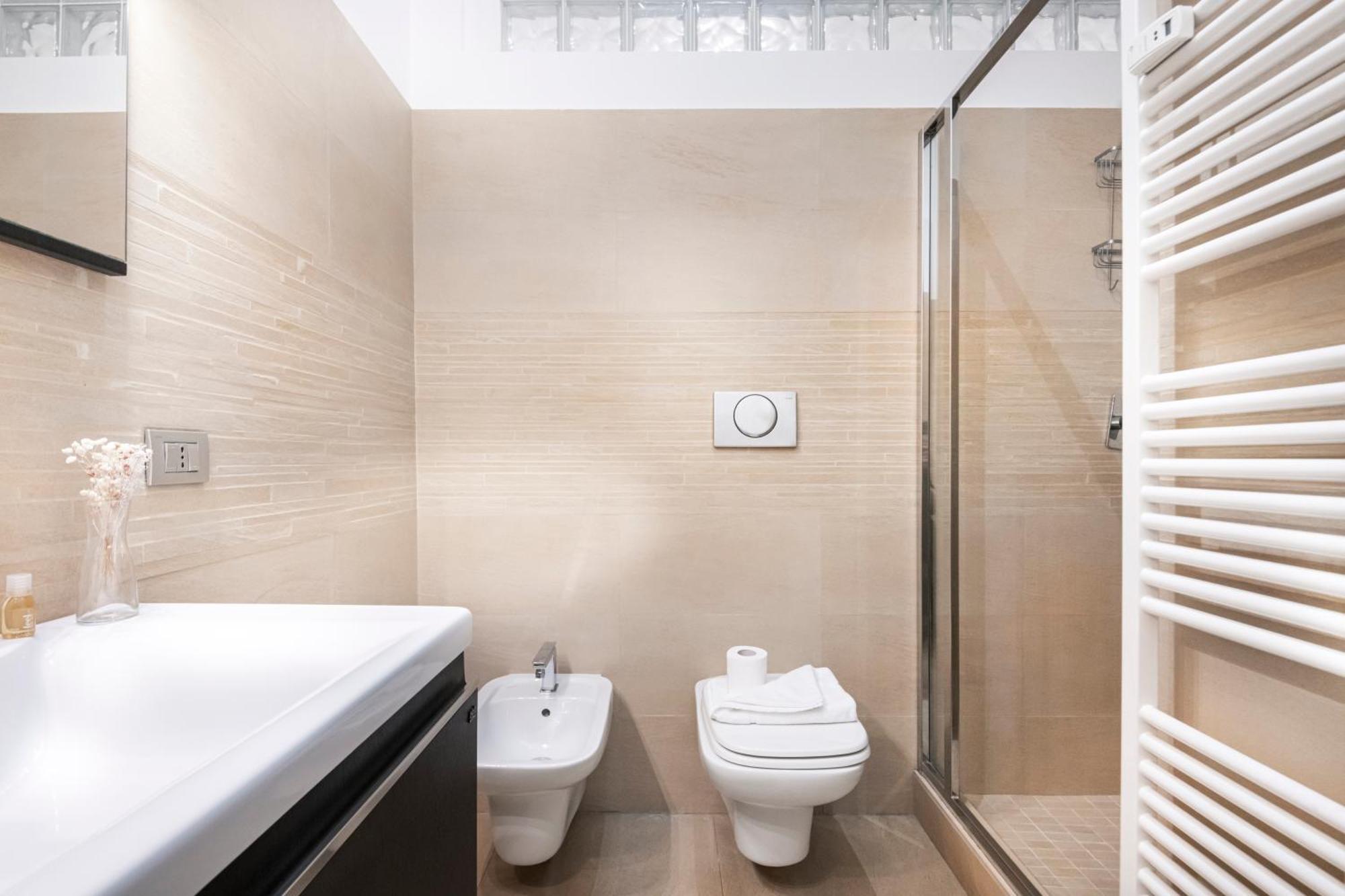 Easylife - Magnificent Splendid Apt Sant'Ambrogio Milan Luaran gambar